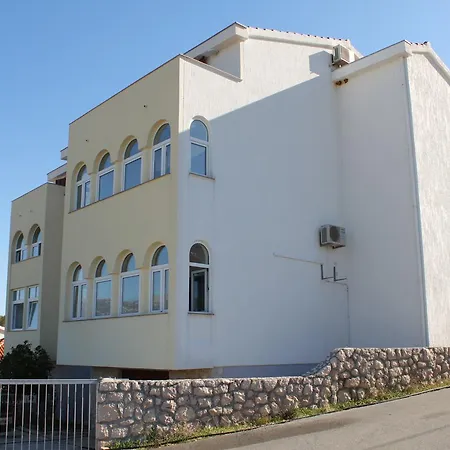 5811d Apartment Vinjerac